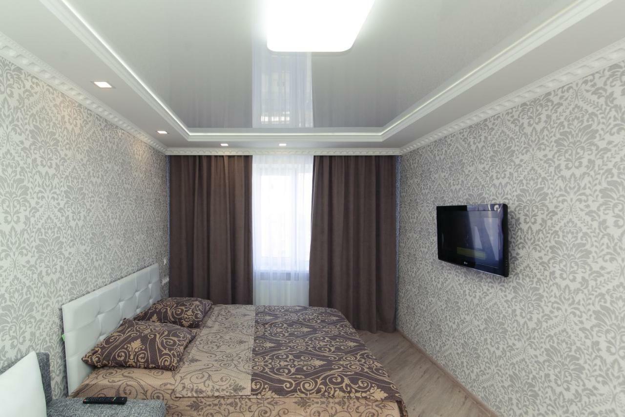 Luxury apart-hotel on Kondrateva street Soemy Buitenkant foto